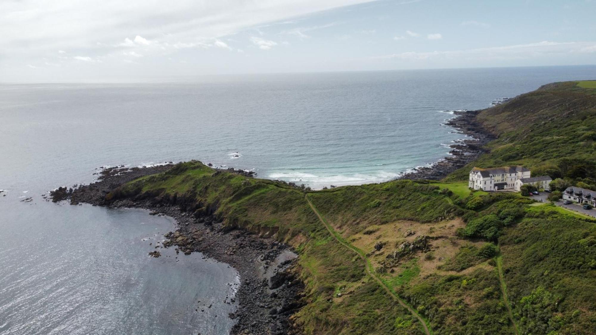 Journeys End With Stunning Sea Views From The Headland Ferienhaus *
