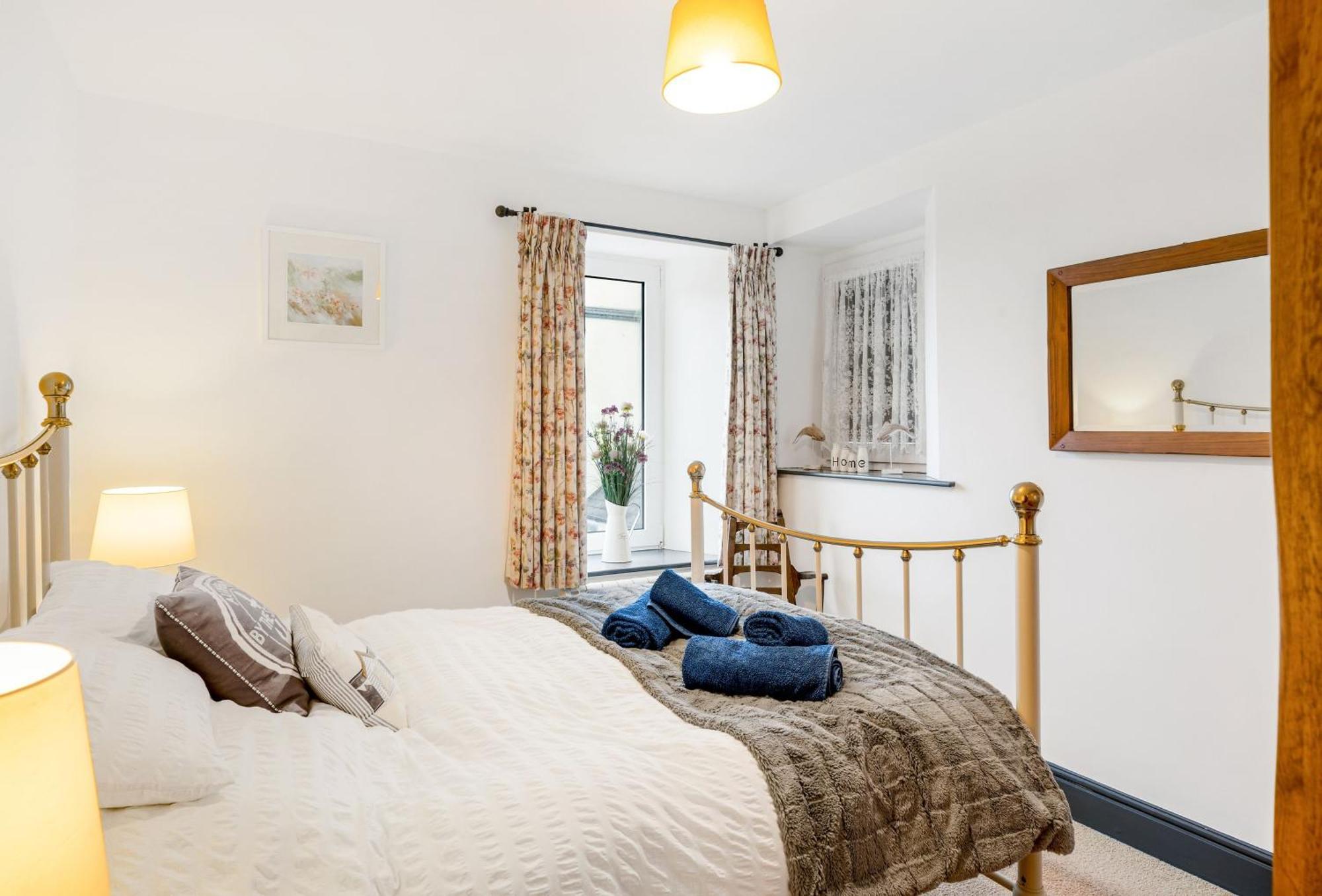 Journeys End With Stunning Sea Views From The Headland Ferienhaus